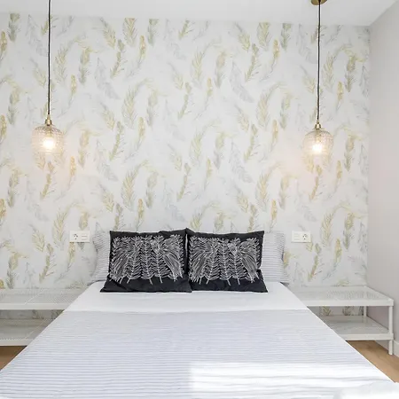 Baruhaus Carpio 1 شقة